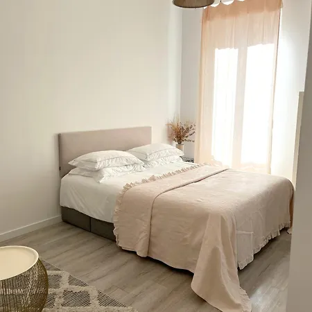Δωμάτια σε οικογενειακή κατοικία Chez Habitants Nice-port Νίκαια