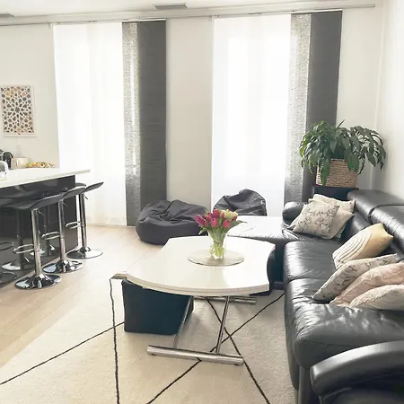 Shared Duplex Nice-port ホームステイ ニース