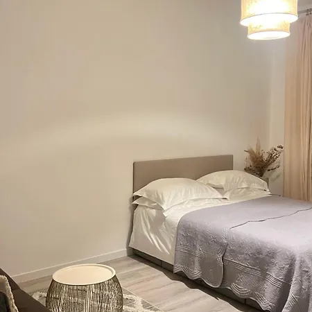 Bas De Duplex Cosy Et Proche Du Port *