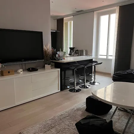 Bas De Duplex Cosy Et Proche Du Port